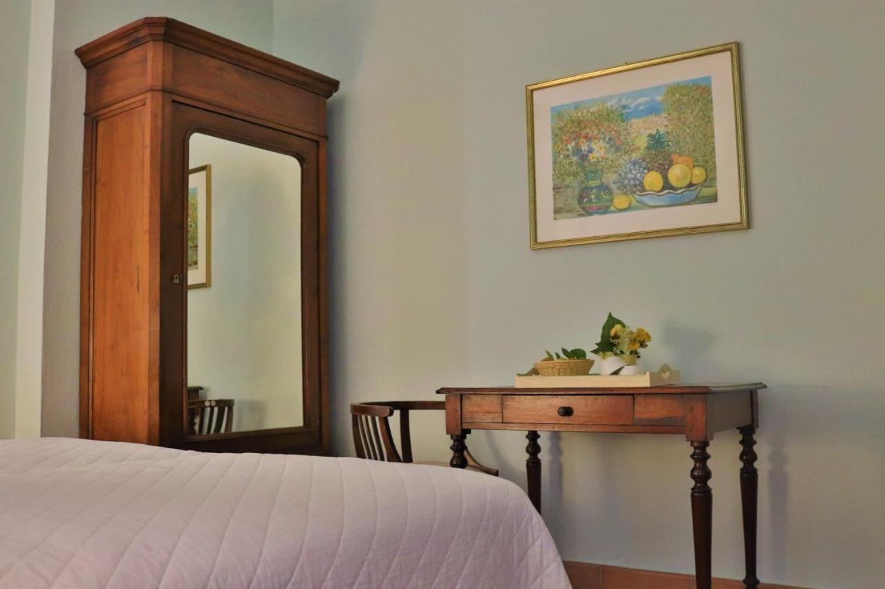 Villa La Meridiana Alba  Buitenkant foto