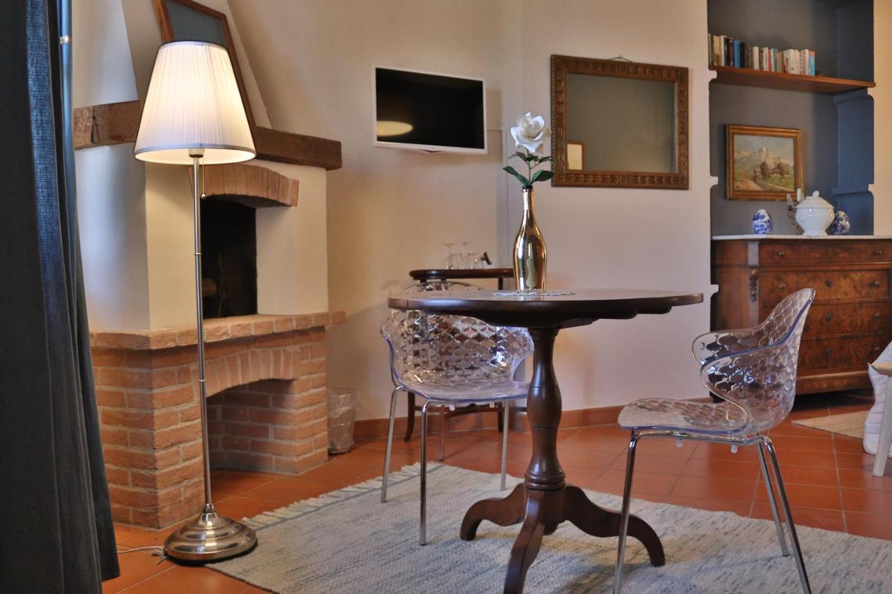 Villa La Meridiana Alba  Buitenkant foto