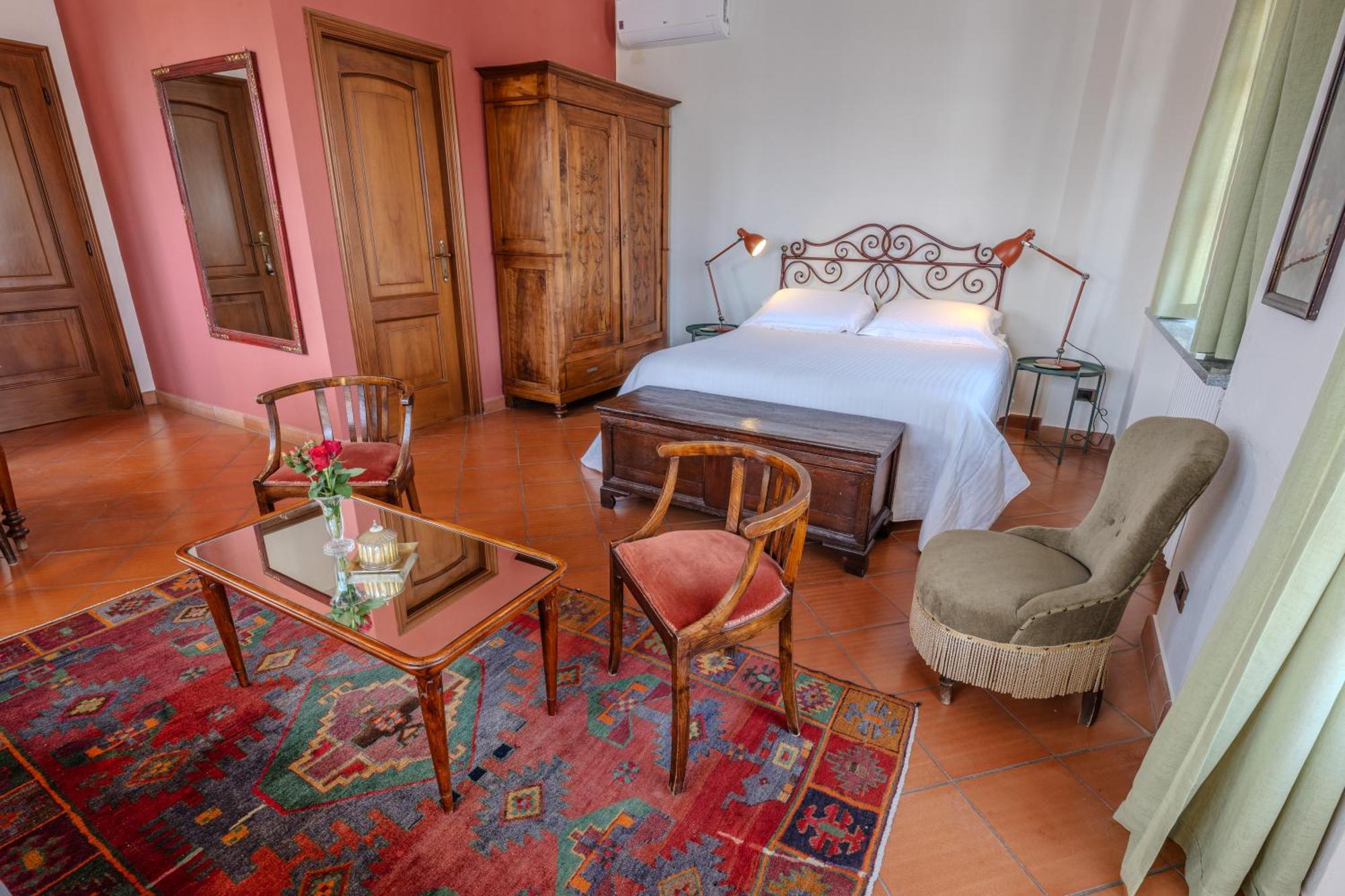 Villa La Meridiana Alba  Buitenkant foto